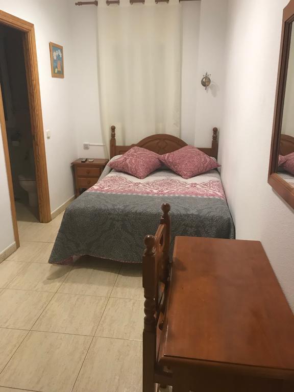 Hostal 82 Olías del Rey エクステリア 写真