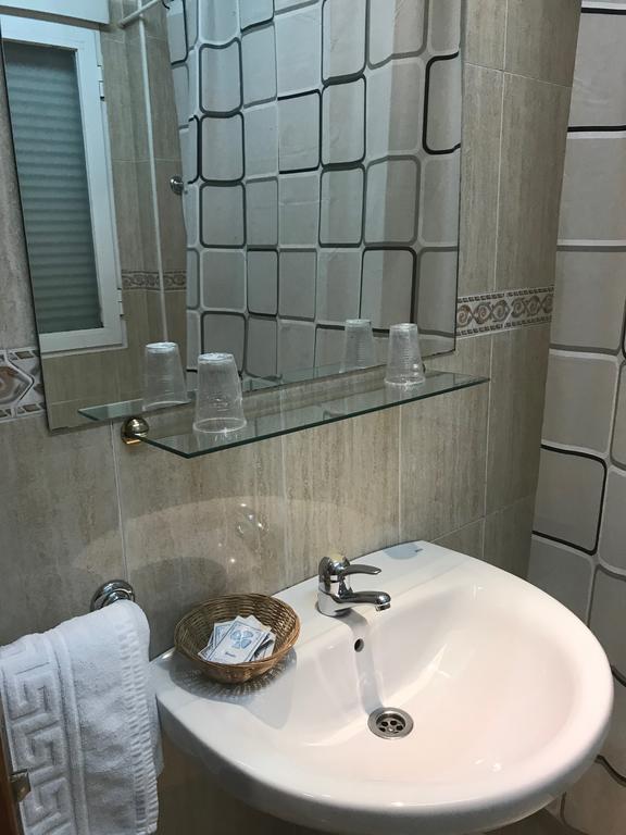 Hostal 82 Olías del Rey エクステリア 写真