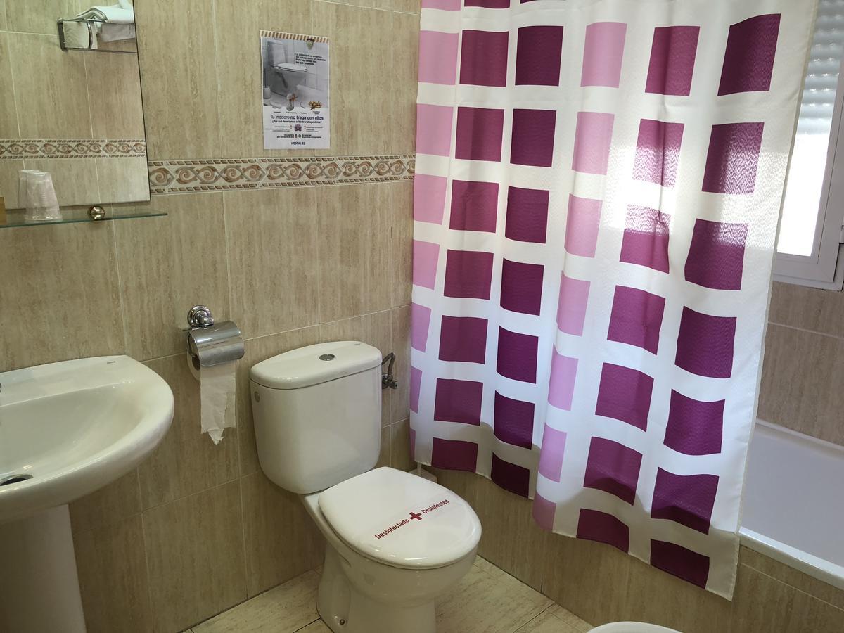 Hostal 82 Olías del Rey エクステリア 写真