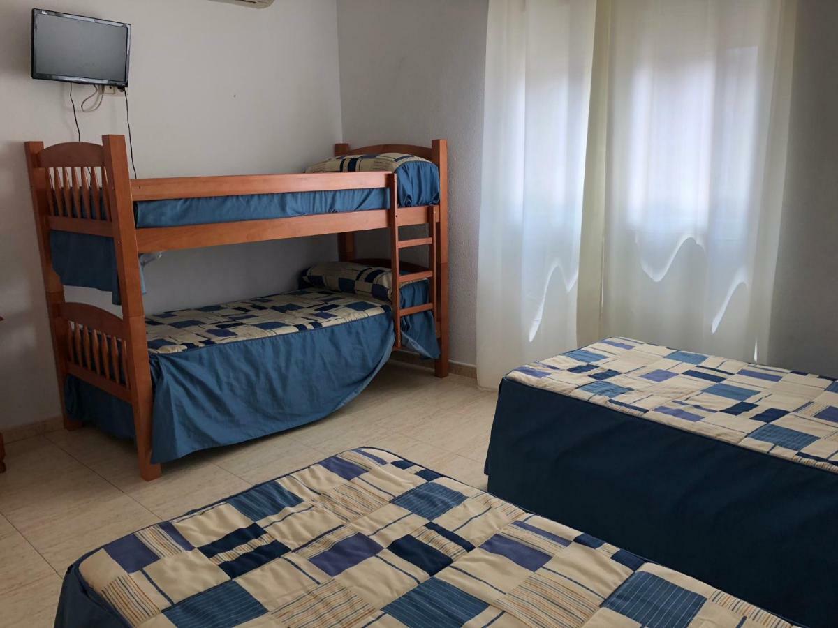 Hostal 82 Olías del Rey エクステリア 写真